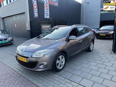 Occasion Renault Mégane GrandTour Dynamique 131 PK (96 kW) 2011 Grijs Stationwagen