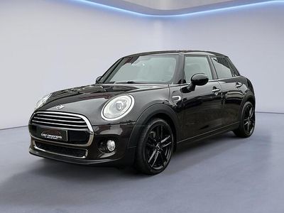 Bruin Gebruikt 2015 Mini Cooper Business Hatchback | € 13.950 (Eerlijke prijs)