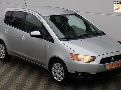 Grijs Occasion 2011 Mitsubishi Colt Edition Hatchback | € 3.445 (Eerlijke prijs)