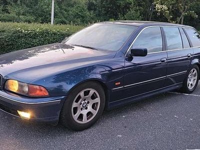 BMW 523
