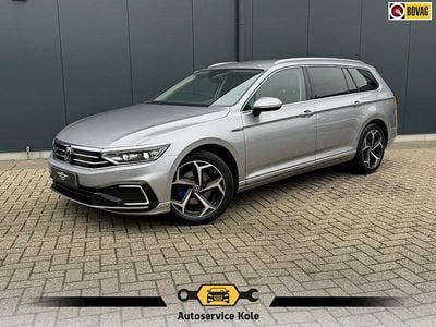 Zilver Gebruikt 2025 VW Passat GTE Stationwagen | € 22.835 (Goede deal)