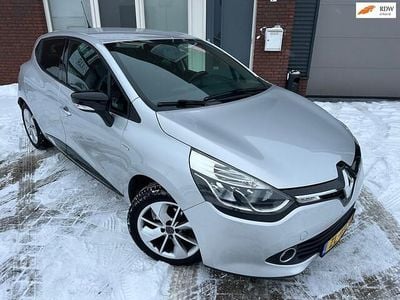 Grijs Occasion 2016 Renault Clio IV Dynamique Hatchback | € 7.750 (Eerlijke prijs)