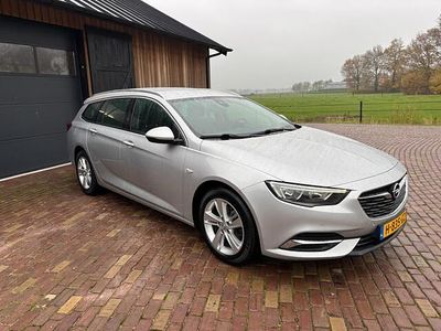 Grijs Gebruikt 2020 Opel Insignia Business Stationwagen | € 14.950 (Eerlijke prijs)