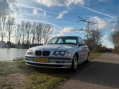 Gebruikt 2000 BMW 318 | € 2.000 (Eerlijke prijs)