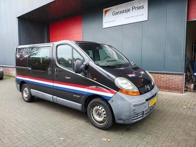 Zwart Occasion 2004 Renault Trafic MPV | € 2.250 (Eerlijke prijs)