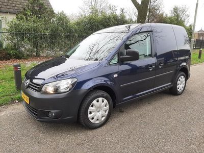 tweedehands VW Caddy 1.6 TDI Automaat | Navigatie | Climate Control | Trekhaak | Handgas/rem (kan verwijderd worden)