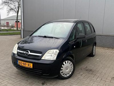 Zwart Gebruikt 2003 Opel Meriva Essentia MPV | € 1.750 (Eerlijke prijs)