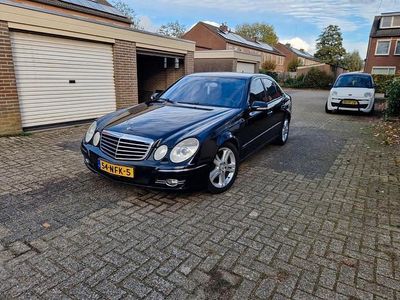Mercedes E280