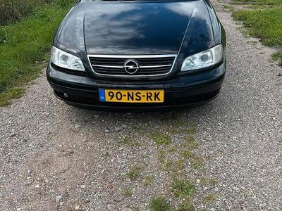 Gebruikt 2004 Opel Omega | € 1.000