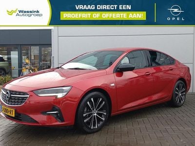 Rood Occasion 2020 Opel Insignia Sport Hatchback | € 26.535 (Eerlijke prijs)
