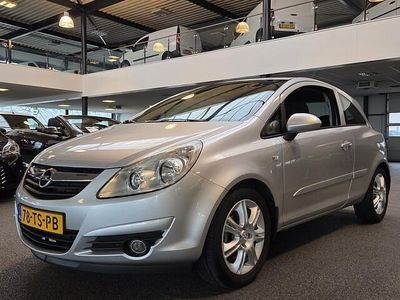 Occasion Opel Corsa Enjoy 82 PK (60 kW) 2007 Grijs Hatchback