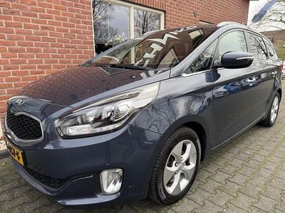 Blauw Gebruikt 2016 Kia Carens MPV | € 10.899 (Goede deal)