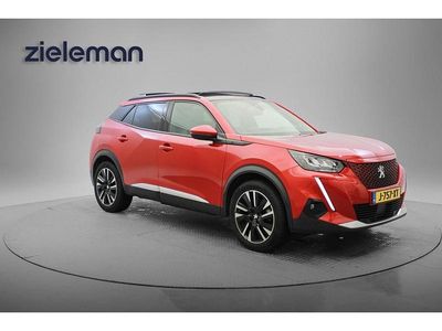 Rood (metallic) Occasion 2020 Peugeot e-2008 Allure SUV | € 13.345 (Eerlijke prijs)