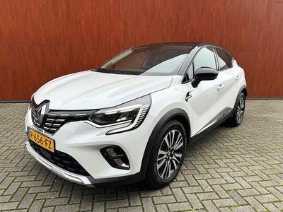 tweedehands Renault Captur 1.6 E-Tech Initiale-Plug In Hybride-Leer-18 Inch-