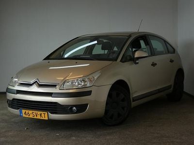 Beige Gebruikt 2006 Citroën C4 Prestige Hatchback | € 1.950 (Iets duurder)