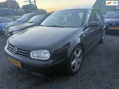 Zwart Gebruikt 2000 VW Golf IV Highline Hatchback | € 1.150
