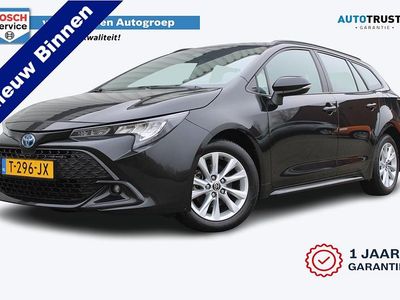 Zwart (metallic) Occasion 2023 Toyota Corolla Active Stationwagen | € 22.950 (Eerlijke prijs)