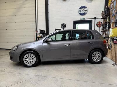 Grijs Gebruikt 2011 VW Golf VI Hatchback | € 6.500 (Eerlijke prijs)