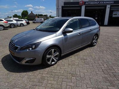 Grijs Gebruikt 2015 Peugeot 308 Allure Stationwagen | € 9.950 (Iets duurder)