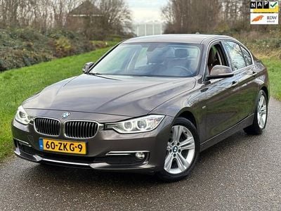 Bruin Occasion 2012 BMW 320 Efficient Dynamics Sedan | € 6.950 (Eerlijke prijs)