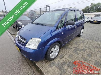 Blauw Gebruikt 2004 Opel Meriva Cosmo MPV | € 999 (Eerlijke prijs)