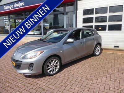 tweedehands Mazda 3 1.6i Navigator 2014 NAVI, AIRCO, CRUISE, LM VELGEN, STOELVERW!!