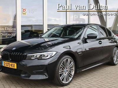 BMW 330e