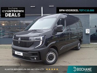 Zwart Gebruikt 2024 Renault Master Van | € 33.925 (Eerlijke prijs)
