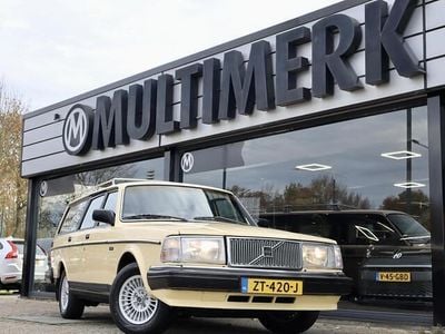 Geel Gebruikt 1987 Volvo 240 Stationwagen | € 17.845