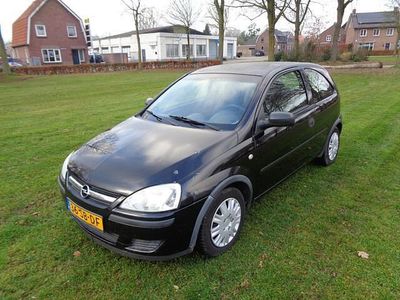 Zwart Gebruikt 2005 Opel Corsa Hatchback | € 1.150 (Eerlijke prijs)