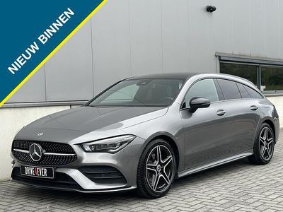 Grijs, metallic lak Occasion 2021 Mercedes CLA180 Shooting Brake AMG Stationwagen | € 27.995 (Eerlijke prijs)