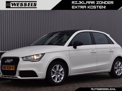 Wit Occasion 2012 Audi A1 Sportback Basis Hatchback | € 6.950 (Iets duurder)