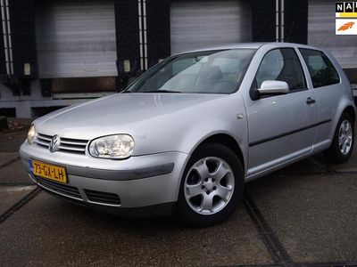 VW Golf IV