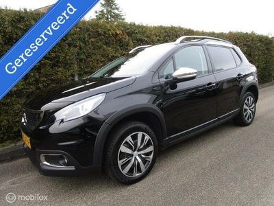 tweedehands Peugeot 2008 1.2 130 PK SIGNATURE - NAVIGATIE - TREKHAAK