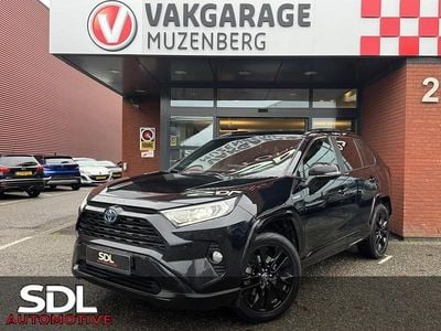 Zwart Gebruikt 2021 Toyota RAV4 Hybrid Edition SUV | € 32.445 (Eerlijke prijs)
