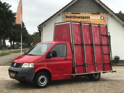 Rood Gebruikt 2007 VW Transporter Van | € 5.600