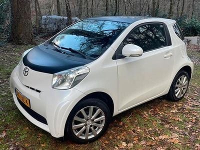 Toyota iQ