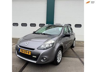 Grijs Occasion 2011 Renault Clio GrandTour Night&Day Stationwagen | € 4.425 (Iets duurder)