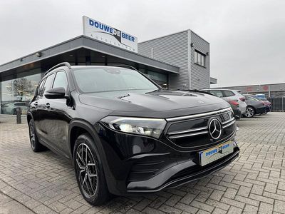 Occasion Mercedes EQB300 AMG line 168 kW (229 PK) 2022 Zwart SUV