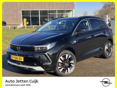 Zwart Occasion 2022 Opel Grandland X Ultimate SUV | € 20.745 (Eerlijke prijs)