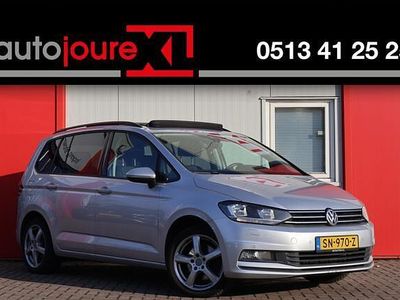 Grijs Occasion 2016 VW Touran Highline MPV | € 11.995 (Iets duurder)