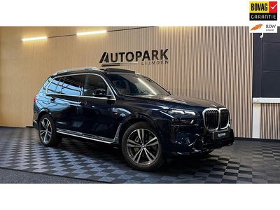 Zwart Occasion 2023 BMW X7 SUV | € 99.950 (Duur)