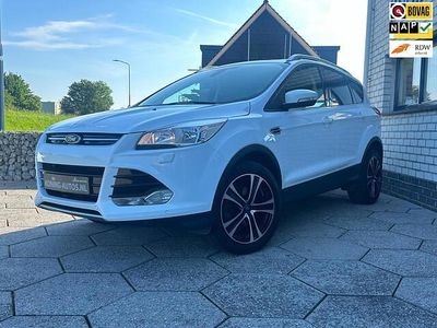 Wit Gebruikt 2014 Ford Kuga Titanium SUV | € 7.945