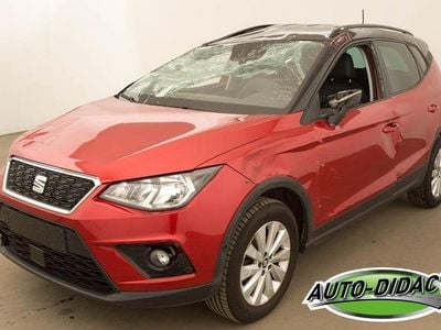 Rood Occasion 2018 Seat Arona SUV | € 2.850