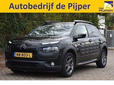 Zwart Occasion 2017 Citroën C4 PureTech SUV | € 11.450 (Duur)
