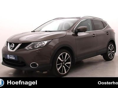 Bruin Gebruikt 2015 Nissan Qashqai Tekna SUV | € 13.700 (Eerlijke prijs)