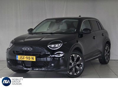 Zwart Gebruikt 2025 Fiat 600 La Prima SUV | € 27.900 (Goede deal)