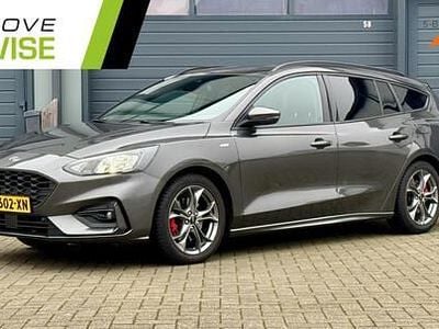 Grijs Occasion 2022 Ford Focus ST-Line X Stationwagen | € 14.945 (Super prijs)