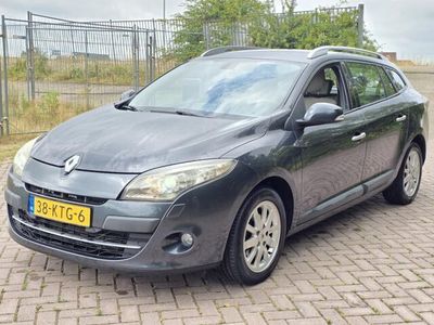 Grijs Gebruikt 2010 Renault Mégane GrandTour Luxe Stationwagen | € 2.899 (Eerlijke prijs)