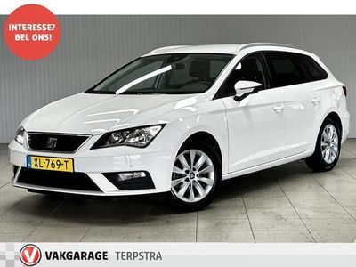 tweedehands Seat Leon ST 1.0 EcoTSI Style Business Intense/ Lane-Assist!/ LED Dagrijverl./ Keyless Entry+GO/ Apple+Android/ DAB+/ 16''LMV/ Clima/ Navi/ Cruise/ Bluetooth/ 6-bak/ Dakrails/ Isofix/ PDC V+A.